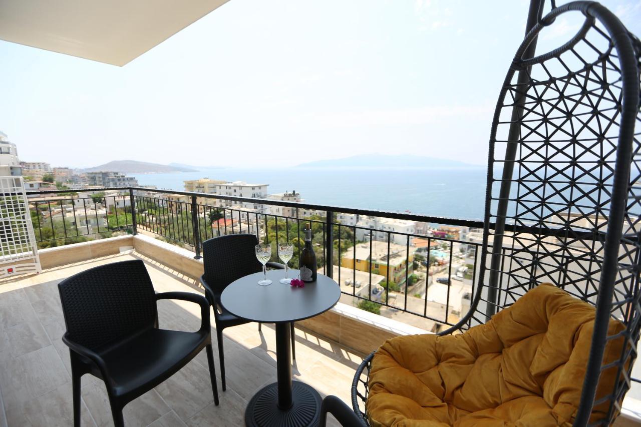 Blissful Apartments Sarande Bagian luar foto