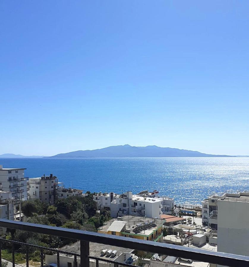 Blissful Apartments Sarande Bagian luar foto