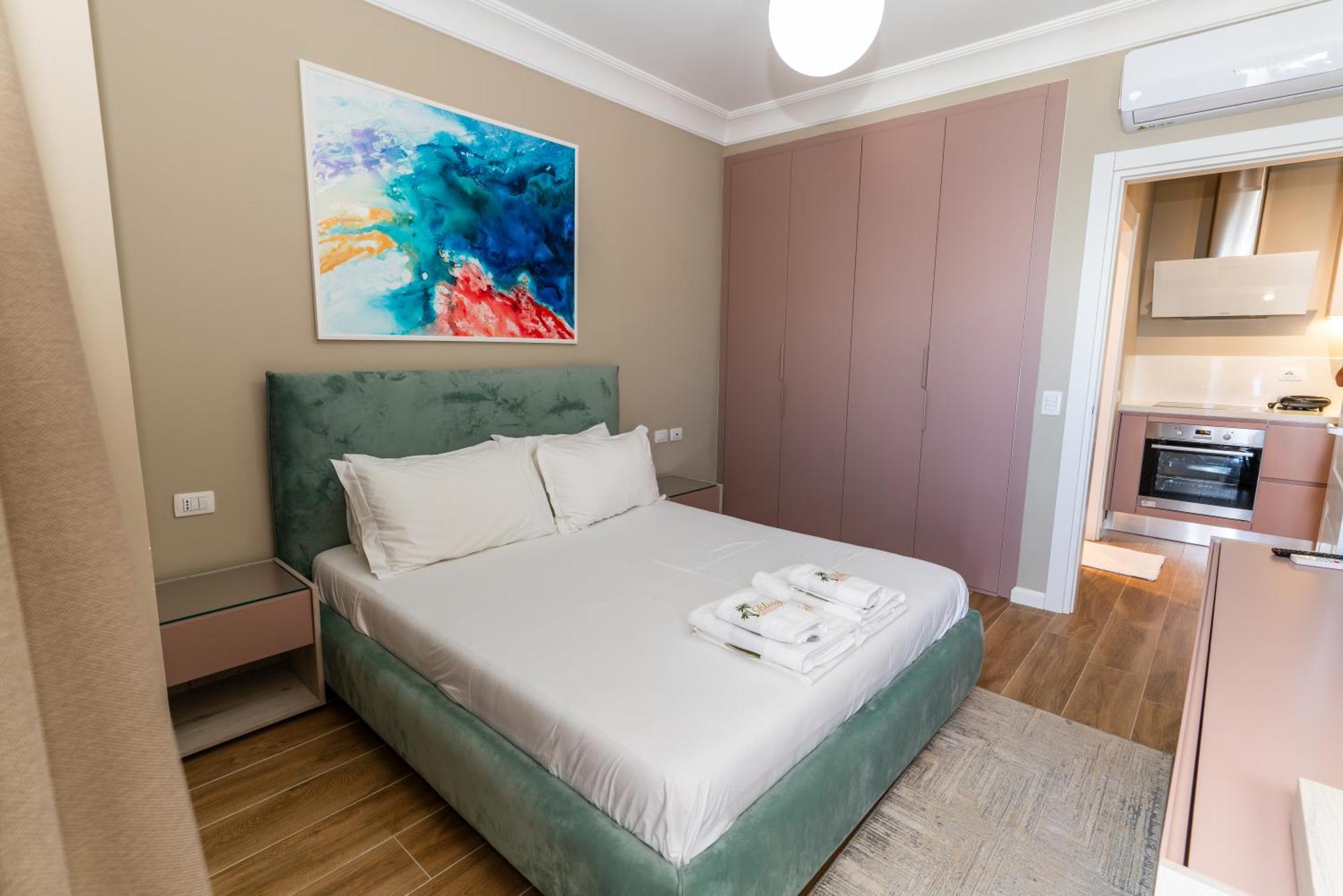 Blissful Apartments Sarande Bagian luar foto